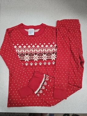 Hanna Andersson Red Fair Isle Pajama Set with Cream Accents